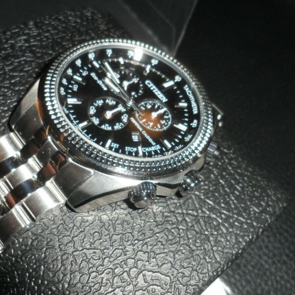 Citizen Eco-Drive Perpetual Chronograph BL5566-50E - Picture 4 of 6